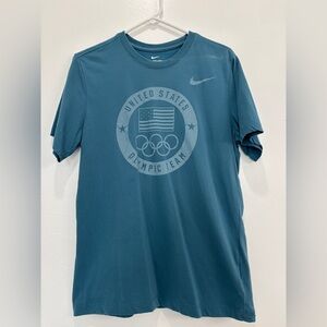 RARE Nike Dri-Fit Dream Team USA Olympic Athlete shirt M